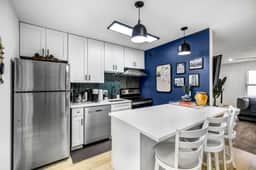 Garden Patio Condo Near Zilker Park & Lady Bird