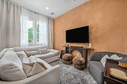 Dog-Friendly Home Near South Congress & Fire Pit